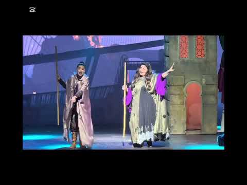 مسرحية زرقون و مصباح السحري