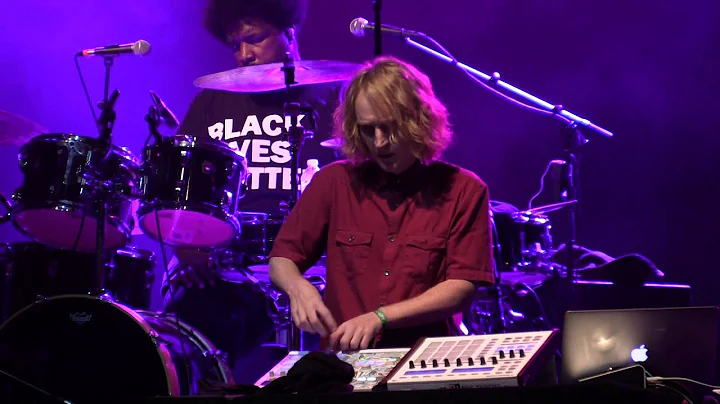 The Roots - Jeremy Ellis solo 9/5/15 Chicago, IL @...