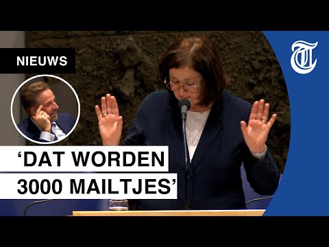Minister deelt per ongeluk privmailadres De Jonge
