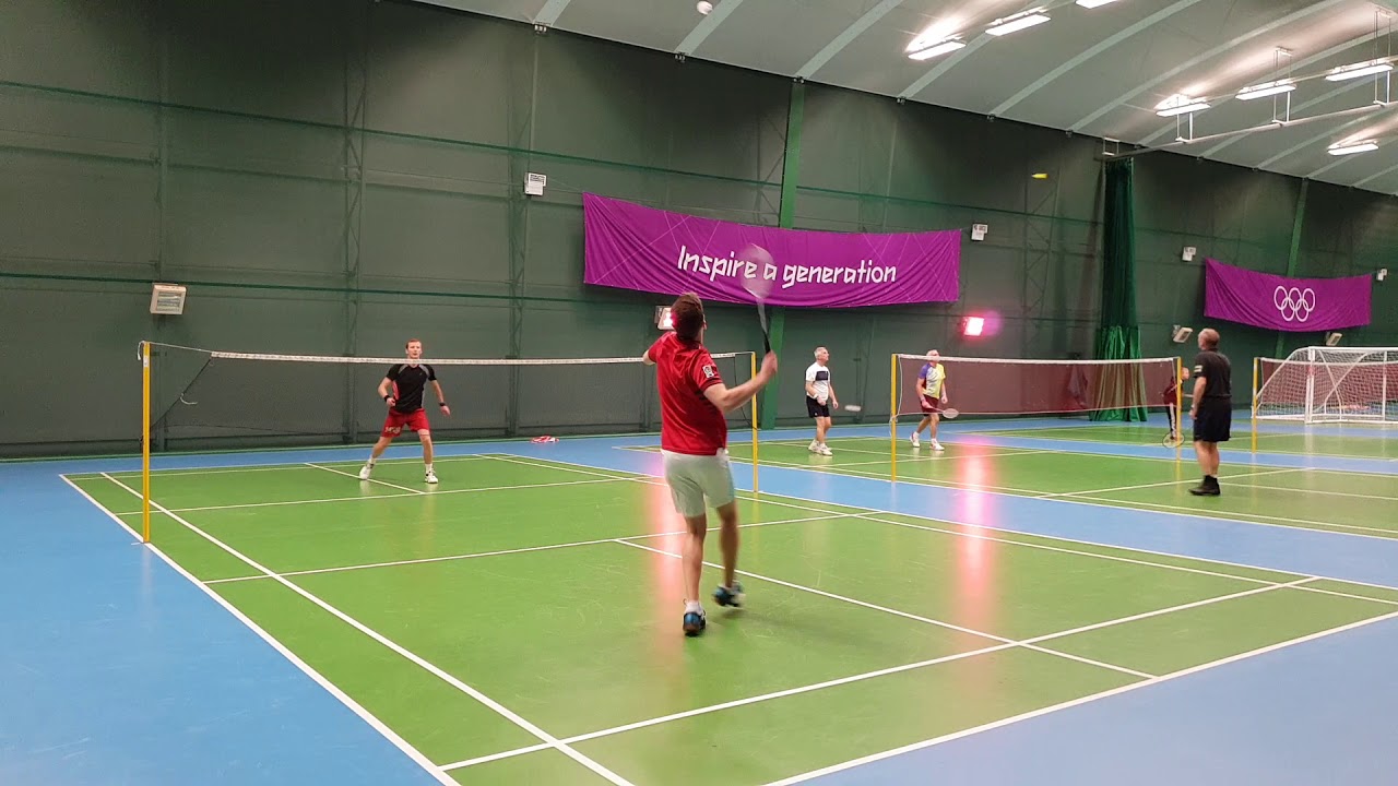 Badminton 13.11.18: Szymon vs Luke - YouTube