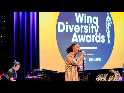 Jeangu Macrooy - Birth of a New Age (Live bij de Winq Diversity Awards 2021)