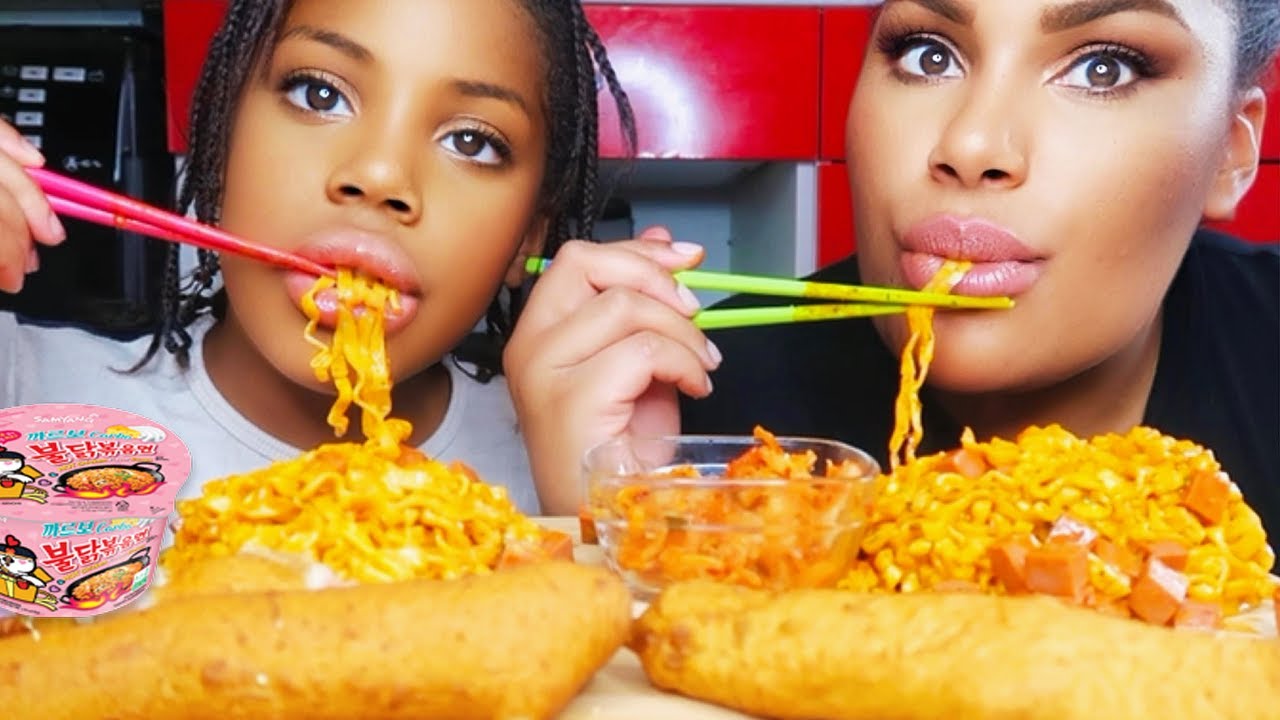 CARBO FIRE NOODLES, CORNDOG, KIMCHI, TAIYAKI MUKBANG
