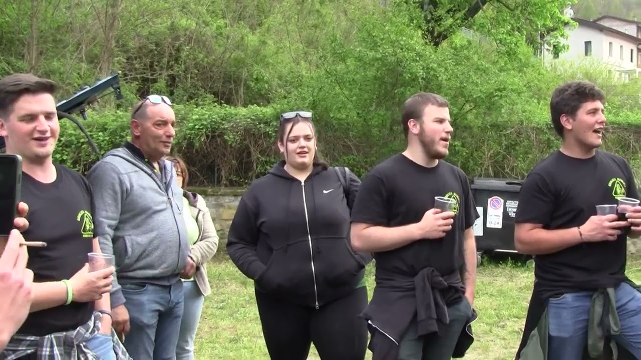 "TORNERO' TRA LE MIE VALLI"  Coro spontaneo