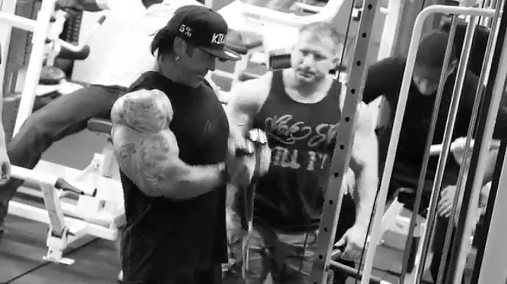 Rich Piana Takes Over Sho-Offz Fitness