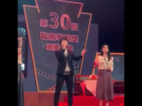 邰正宵Samuel Tai2020/11/7與何方、胡藝芬合唱「仰望」