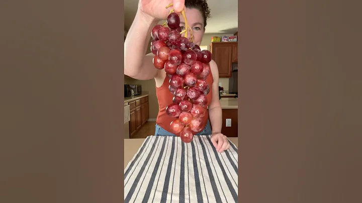 Kitchen Tip! Removing grapes off the stem fast
