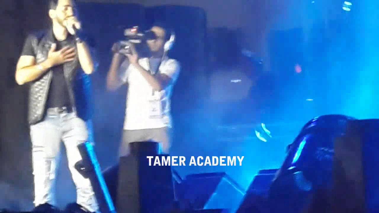 تامر حسني 180 درجة من حفلة الجامعة الكندية 2014 | TamerAcademy