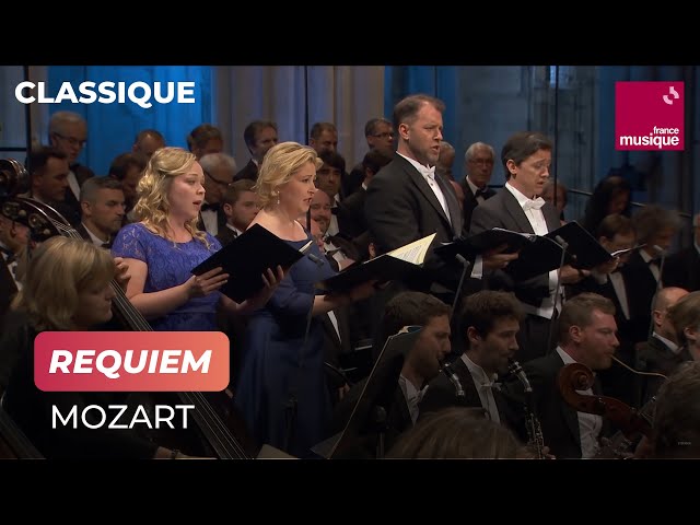 Mozart - Requiem : Du "Dies irae" au "Recordare" : Soli / Ch & Orch Symph Radio Bavaroise / C.Davis