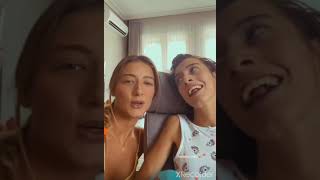 Aleyna Kalaycıoğlu Ve Güzeller Güzeli Kardeşi Cansu Ile Eğlenceli Vakitleri