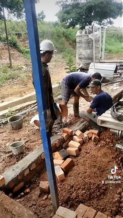 Tukang bangunan abal-abal 😎😂
