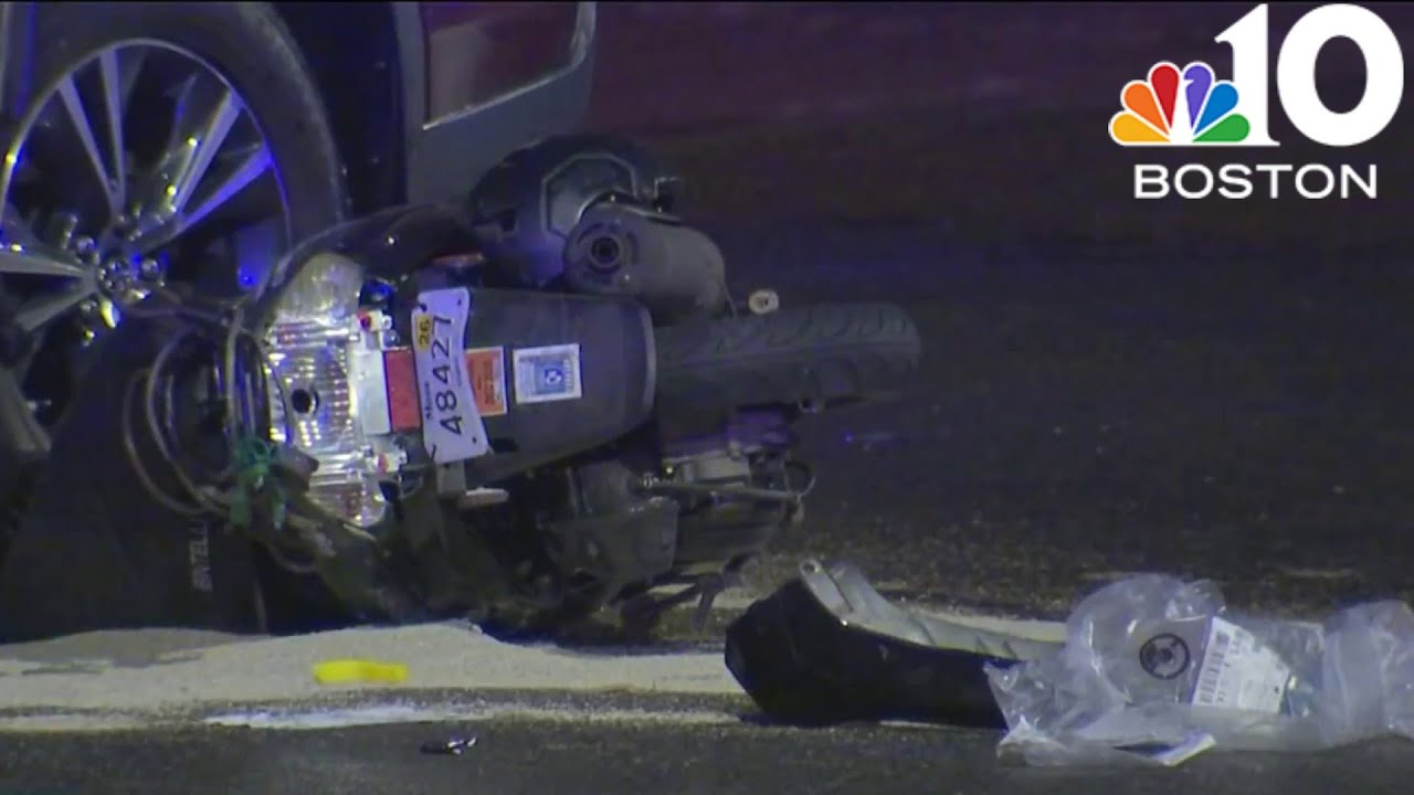 Police investigating motorcycle crash in Lynn overnight - YouTube