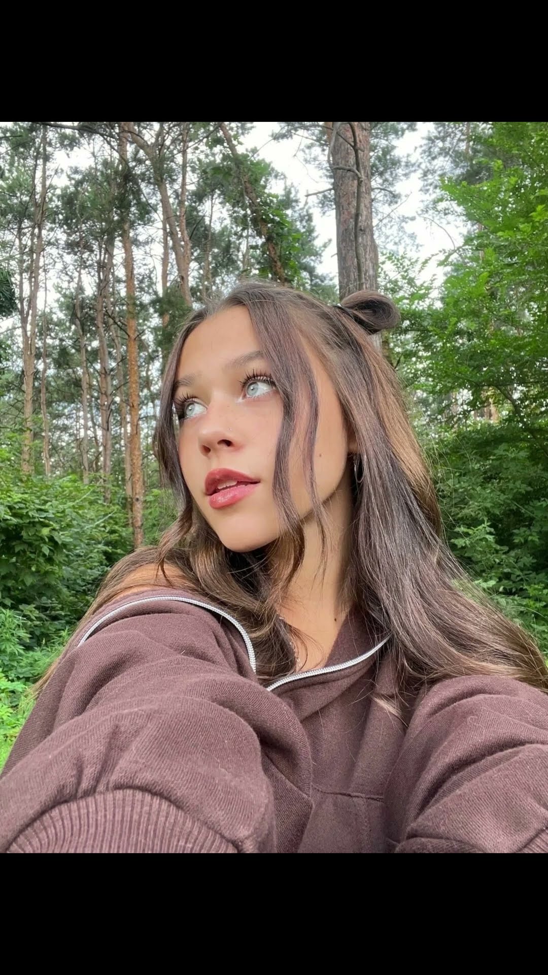 Тайская телка с косичками ничего такого не показала Тайская телка с косичками ничего такого не показала