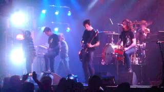 The Devil Wears Prada - Ben Has A Kid (live @ Revolver Golden Gods Awards, 04/08/2010)