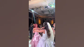 ا البنت اخت العروسة ترقص بعفوية انت تاني عروس فرح Swen Music 