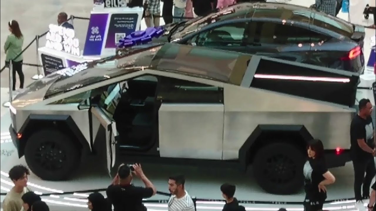 Nag window shopping | then i saw this amazing CAR | I think this new ...