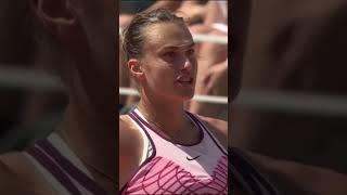 La tenista ucraniana Kostiuk niega el saludo a la bielorrusa Sabalenka en Roland Garros