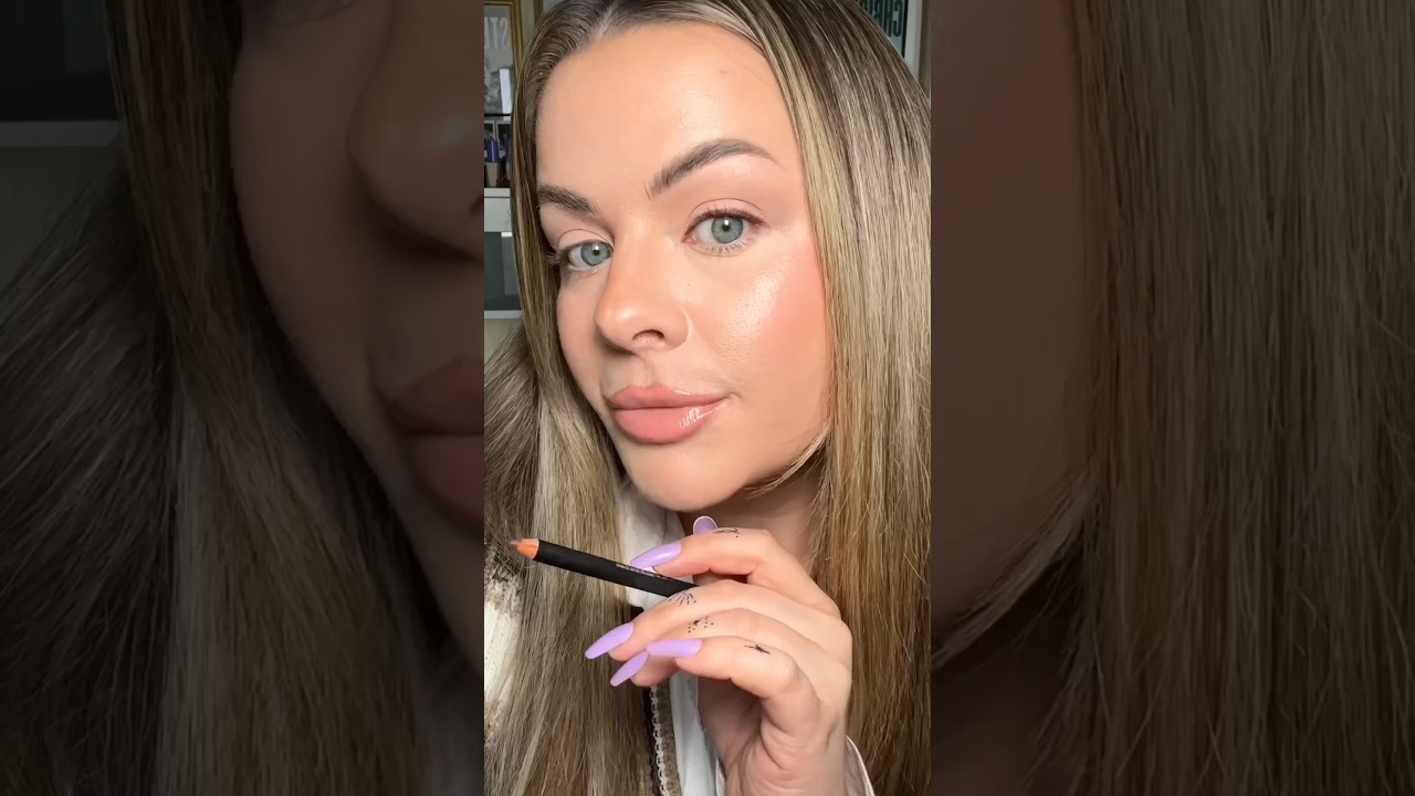 Is this the BEST eyeliner for green/blue eyes!?👀#makeup #eyeliner #maccosmetics