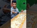 تعالوا نشوف ونجرب بيتزا توينز في بنها بيعملوا بيتزا متر  