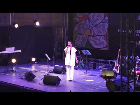      نويل خرمان آن الأوان