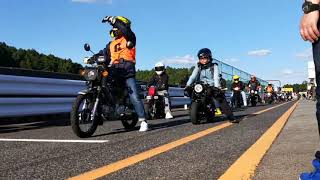 エンジョイ４ミニ 2021 パレードラン発進！　モトコンポウイリーありマス('ω')ノ