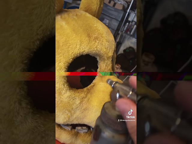 Making a SpringBonnie mask {Short} class=