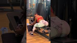 Seated Cable Rows for V-Taper Back &amp; Glute Activation 🍑🔥 #shorts #CableRows #BackWorkout