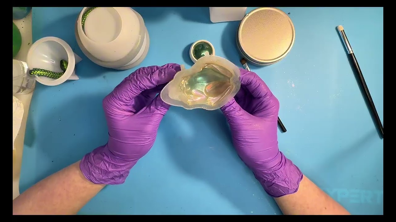 #4 - Resin snake pot, a frog, an axolotl and a dinosaur! 