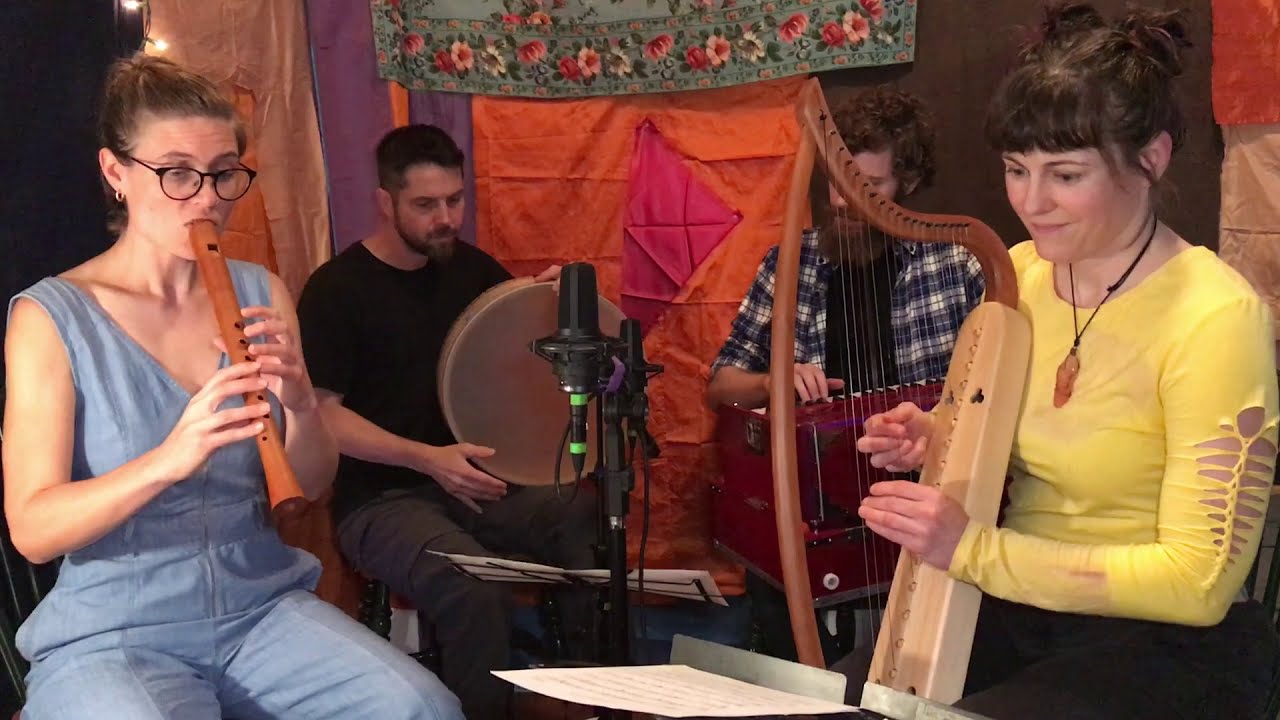 Alkemie & Friends: O Frondens Virga