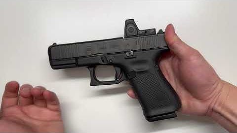 Glock G19 Close Up Look 4K - Gen 5 MOS 9x19 w/ Trijicon RMR