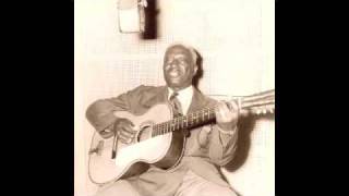 Leadbelly Black Snake Moan chords