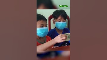 Nhặt được tiền, 3 học sinh lớp 5 nhờ công an trả lại người đánh mất #Shorts