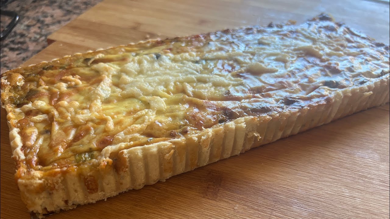 كيش خفيف ولذيذ بالخضر المشوية و طريقة العجين المكسر الذي يعطيه قرمشة!