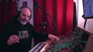 Victoria / Deep Techno with Bitwig and Eurorack