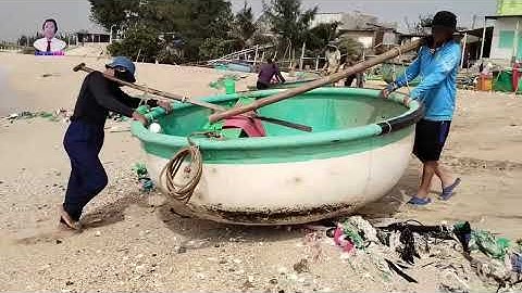 Bắt Cá Gần Bờ Nhiều Thú Vị |Fishing near shore is a lot of fun