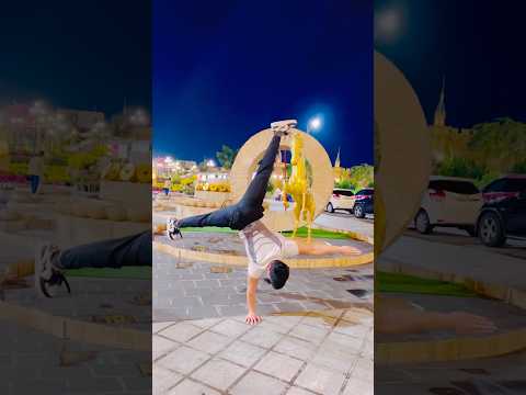One Arm Handstand đứng bằng 1 tay tại khách sạn 5 sao LaChateau | Lê Phạm Thế Vũ