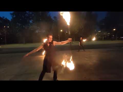 Фаершоу на ВДНХ от коллектива «FIRE FAMILY» под "Король и Шут" - "Танец злобного гения" #Moscow