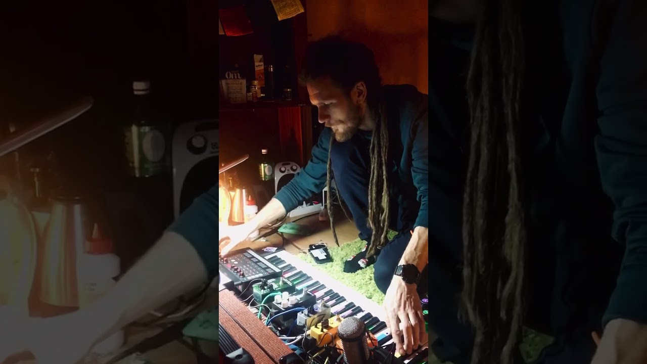 Home studio synth & po 12 rhythm jam