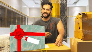 Unboxing our new gifts 🎁