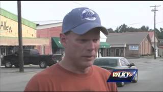 Community in shock after 3 people killed in pawn shop
