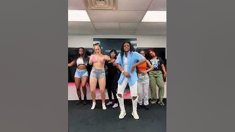 Click 4ulla Stars (C4S) bounce when she walk remix beat king part #tiktok #tiktokdances