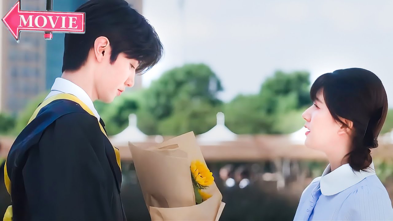 💓灰姑娘向暗戀多年的校草哥哥告白，校草瞬間淪陷！#难哄 #偷偷藏不住 #赵露思 #chenzheyuan