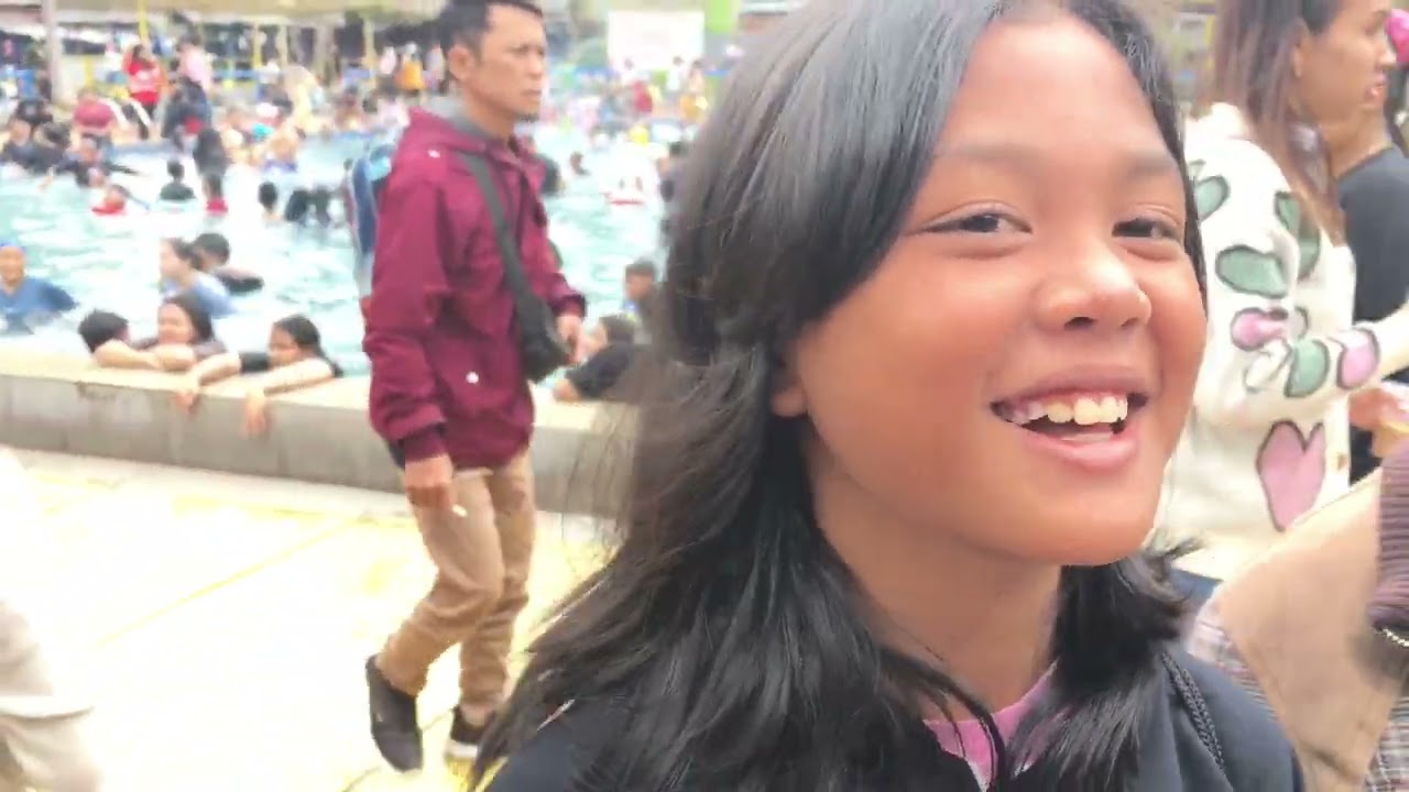 Keseruan Berenang di ciwalini ciwidey #ciwidey #bandungselatan #vlog #fyp #minivlog 