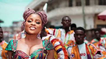 Adina Thembi ft Kofi Kinaata - Party (Official Video)