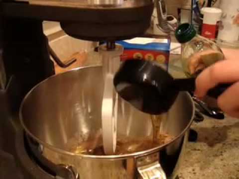Παρακολούθηση Cake στο YouTube Παρακολούθηση Cake στο YouTube