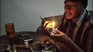 Review Cara Menikmati Rokok Dji Sam Soe Ala Desa