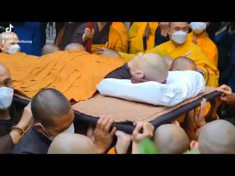 Video ????Hàng nghìn người về chùa Từ Hiếu dự tang lễ Thiền sư... - youtube