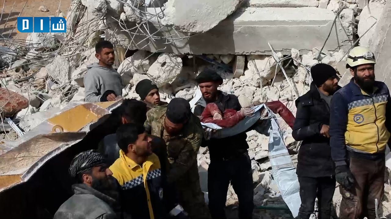 صعوبات عدة تواجه الخوذ البيضاء في إنقاذ ضحايا الزلزال | حارم - إدلب