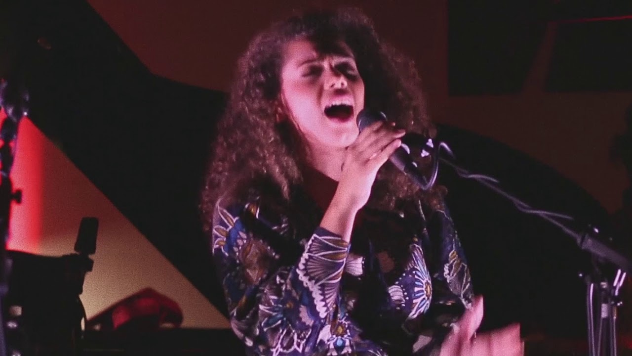 Steal A Taxi - Don't fall (in love with me) LIVE @ Makaria Bonn