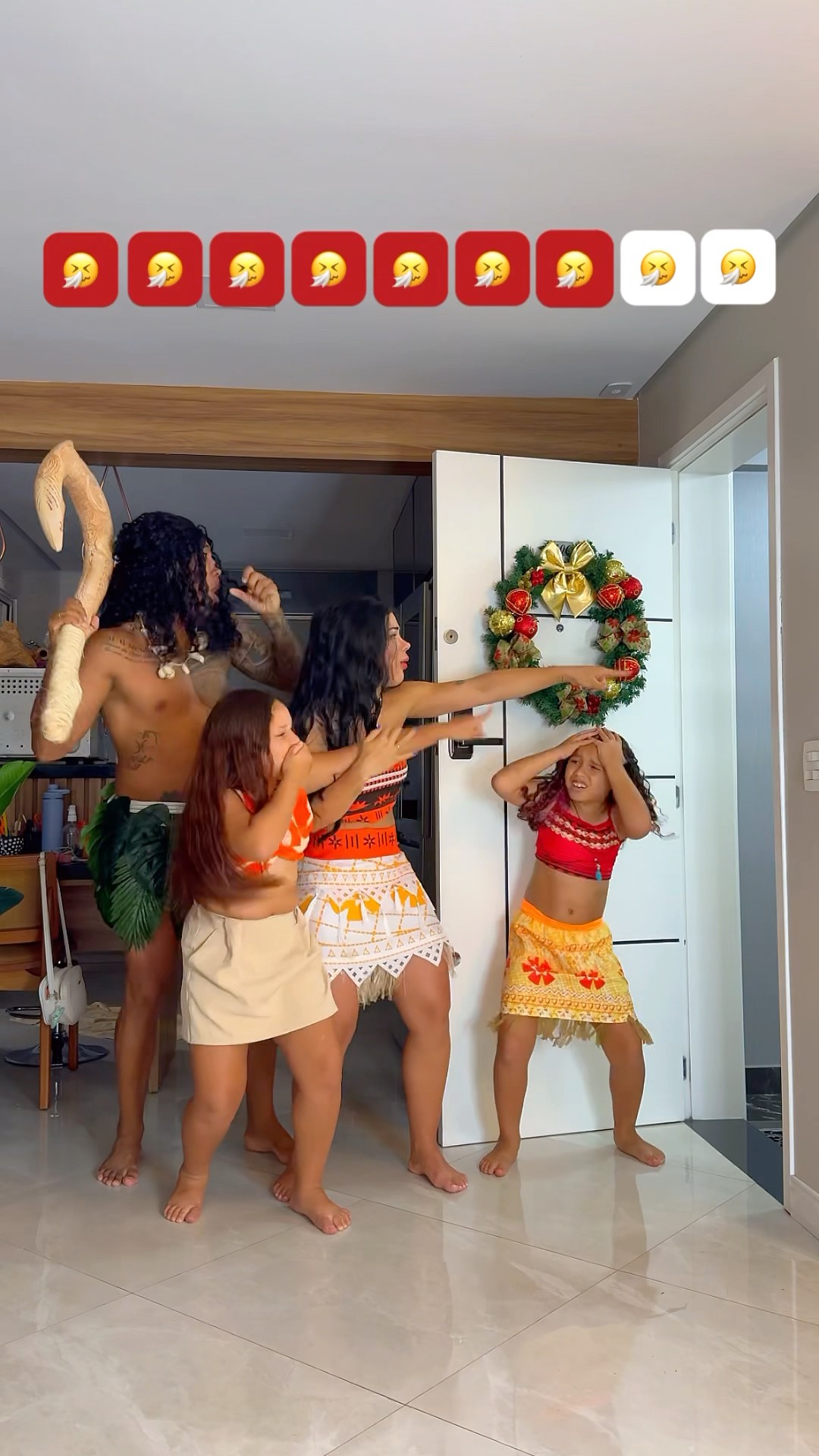 Quem apareceu pra gente tossir tanto?​⁠@mayca.brasil #trend #challenge #moana #funnymemes #funny