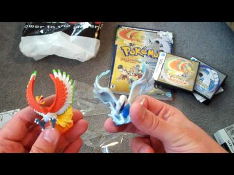 Pokémon HeartGold & SoulSilver English Unboxing and Japanese Comparisons
